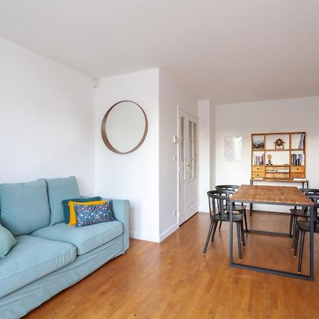 Appartamento Spacious 1Br | Near City Center & Baby-Friendly! Lione Esterno foto
