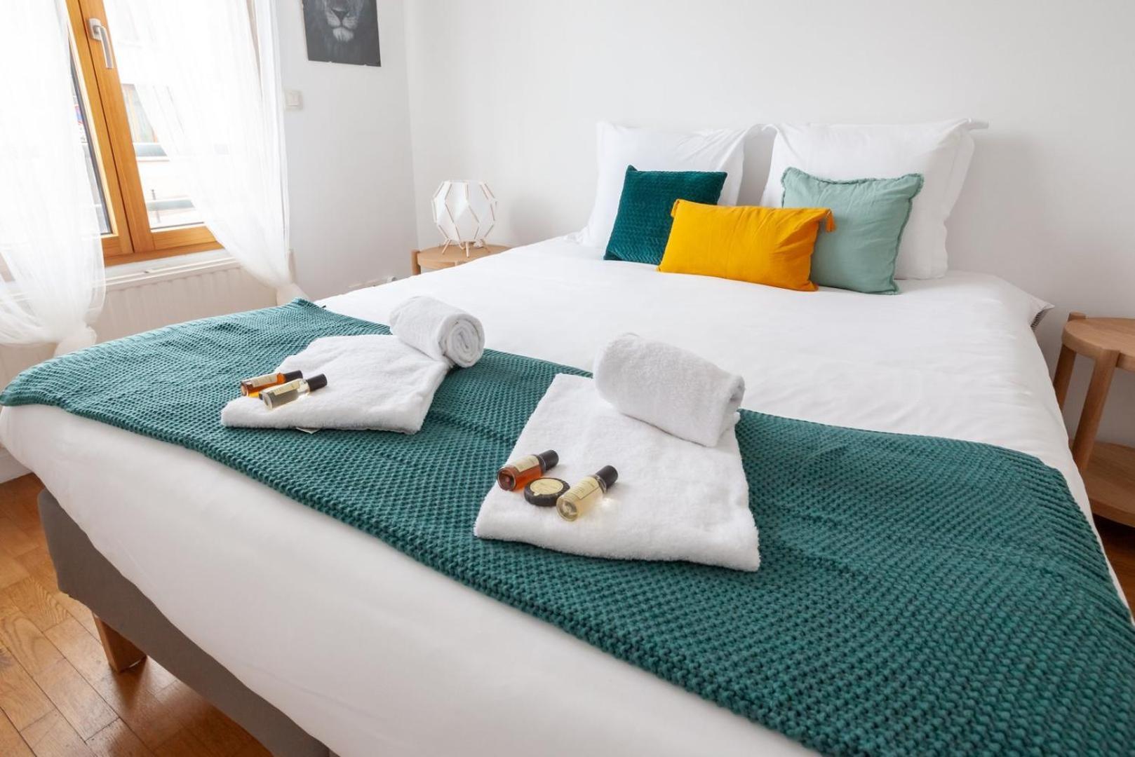 Appartamento Spacious 1Br | Near City Center & Baby-Friendly! Lione Esterno foto
