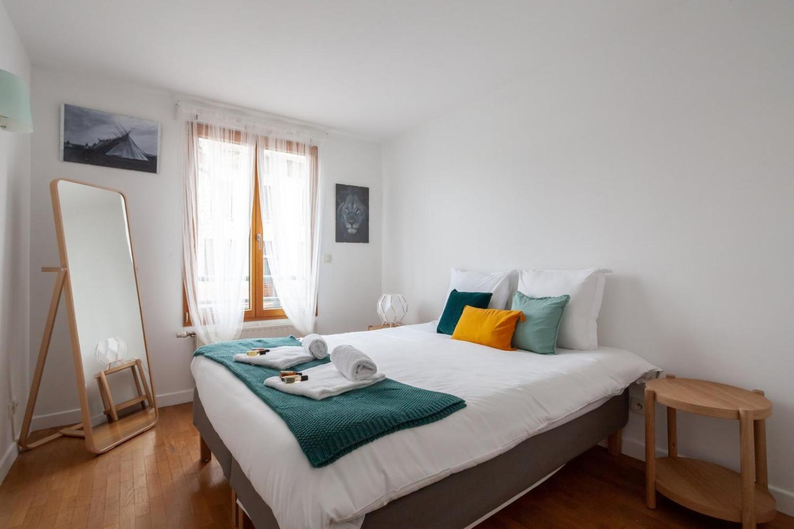 Appartamento Spacious 1Br | Near City Center & Baby-Friendly! Lione Esterno foto