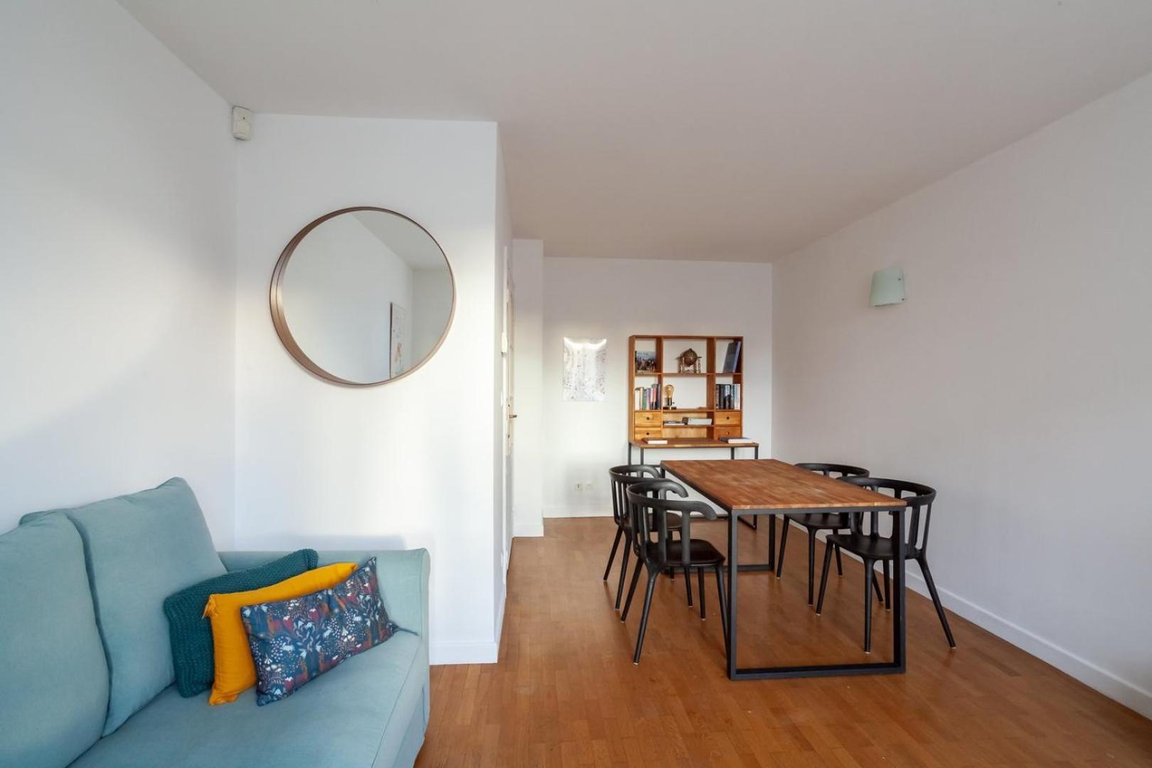 Appartamento Spacious 1Br | Near City Center & Baby-Friendly! Lione Esterno foto
