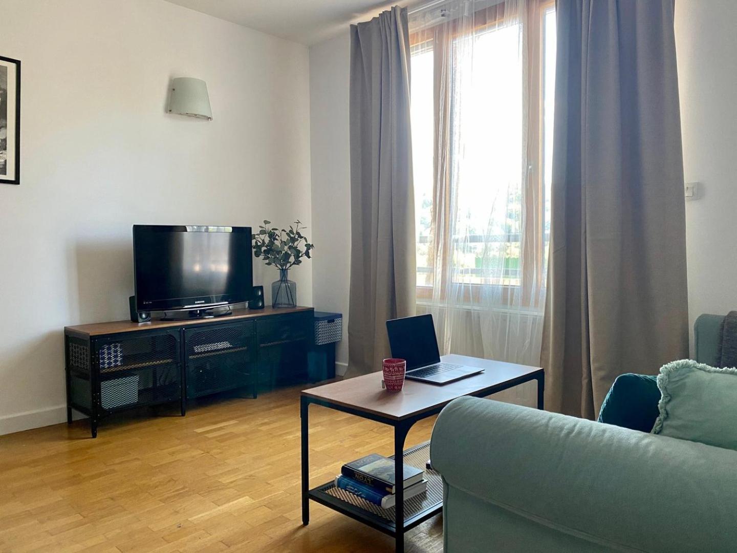 Appartamento Spacious 1Br | Near City Center & Baby-Friendly! Lione Esterno foto